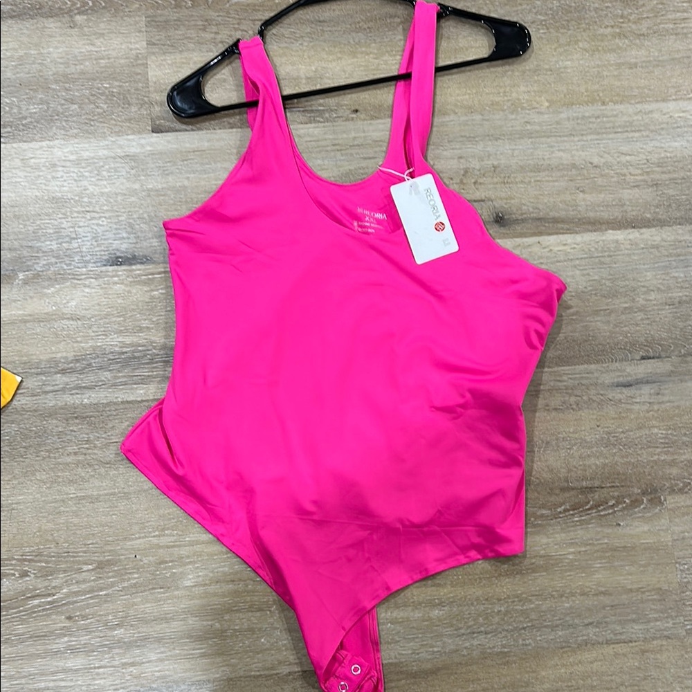 ReoRia Hot Pink Tank Top